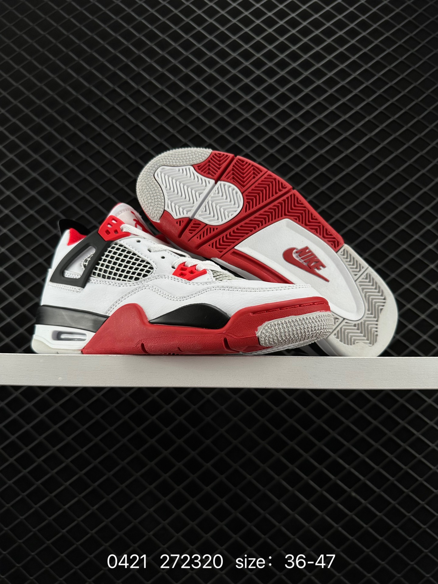 Nike Air Jordan 4 Retro OG”Fire Red“